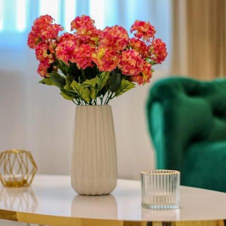 Cozyflat In The Central Arad Bagian luar foto