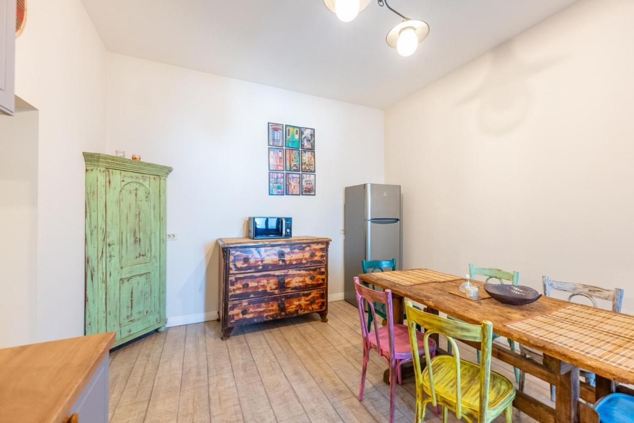 Cozyflat In The Central Arad Bagian luar foto