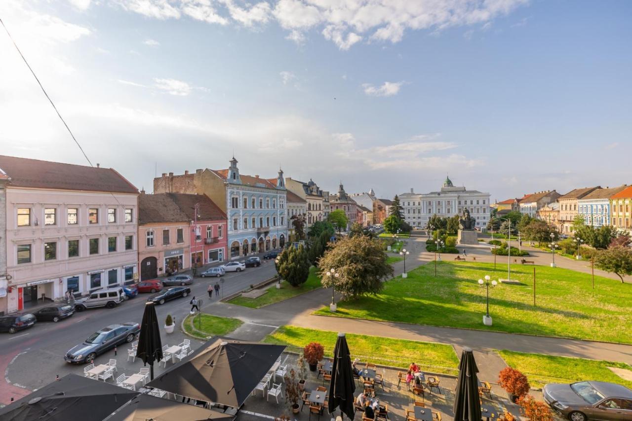 Cozyflat In The Central Arad Bagian luar foto