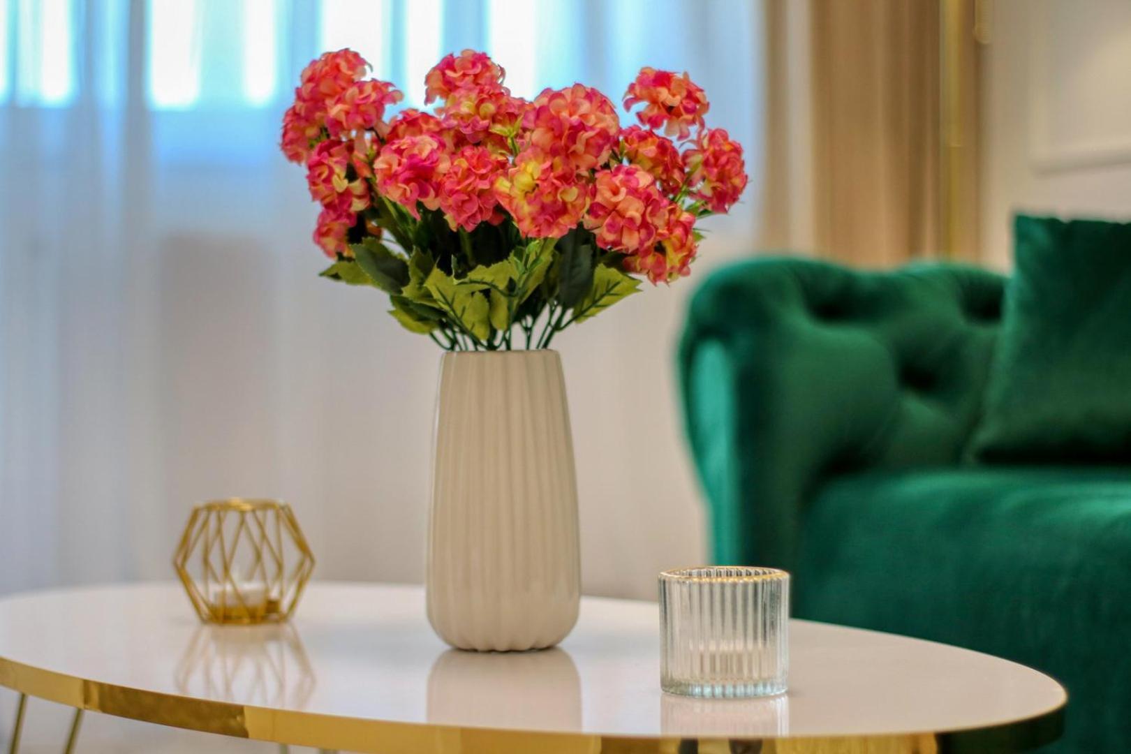 Cozyflat In The Central Arad Bagian luar foto